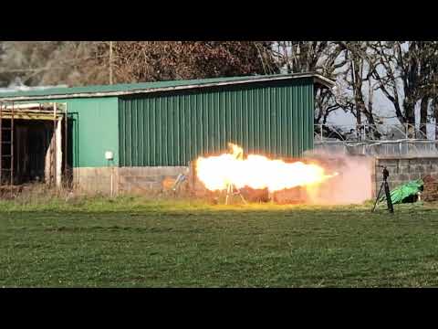 Small rocket engine creates big shockwave