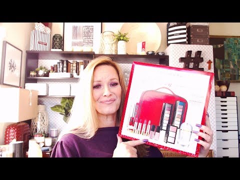 Elizabeth Arden Christmas purchase gift with purchase????n LOL