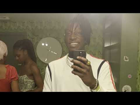 Good Luck Vol. 1 - Stage (Vignette)