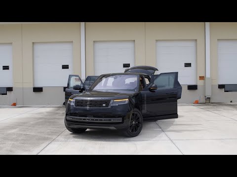 The new 2023 Range Rover P530 SE SWB is Completely Different!