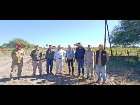 Gobierno Provincial, Municipal y Productores trabajan unidos ante la crecida para mejorar caminos