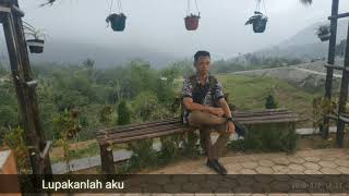 Download lagu Mahesa - Janganlah Kau Mencintaiku (lyric) mp3