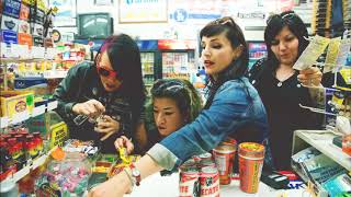 Los Flanders- Lilu es cleptómana.