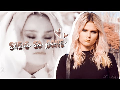 Ambar Smith ▫ She's so gone [simbar]