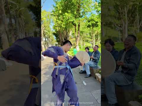 Stopping Bullying Behavior[370][THANH HERO] #thanhhero #funnykungfu #shorts #helpingothers #gooddeed