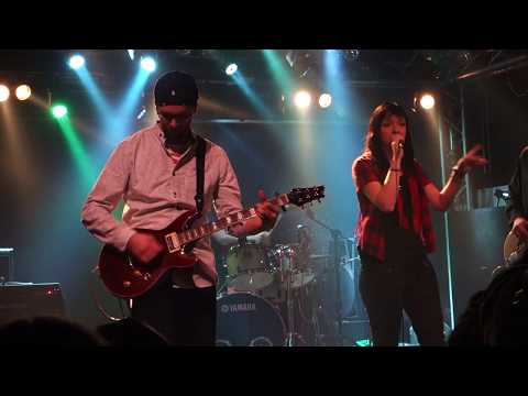 Majvely - Majvely - Doufám (Brno, 16.11.2017)