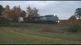 preview picture of video 'NS 981 High-Wide / Military Train at Lula, GA'