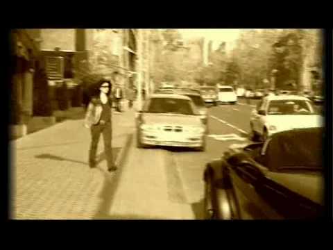 ILONA Qaylir indz het