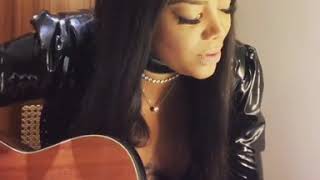 Ludmilla cantando “Clichê” - Voz e violão