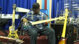 Video thumbnail for Fender Jazz 6-String Bass (Steve Bailey Signature Series) by Malcolm Hall