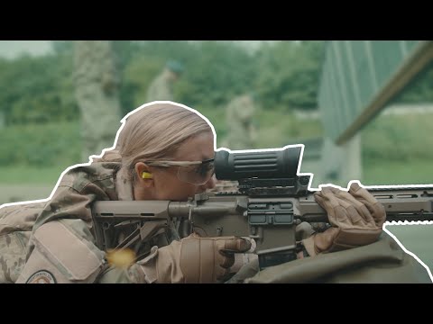 De nye rekrutter skal på skydebanen for første gang (Afsnit 2)