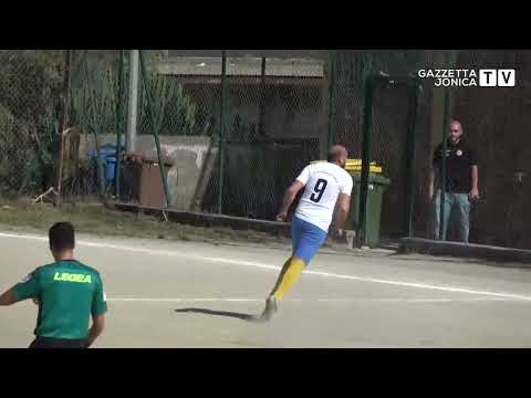 La semifinale play-off 2022/2023 tra Roccalumera e Nike 2022 termina 2-0. Highlights