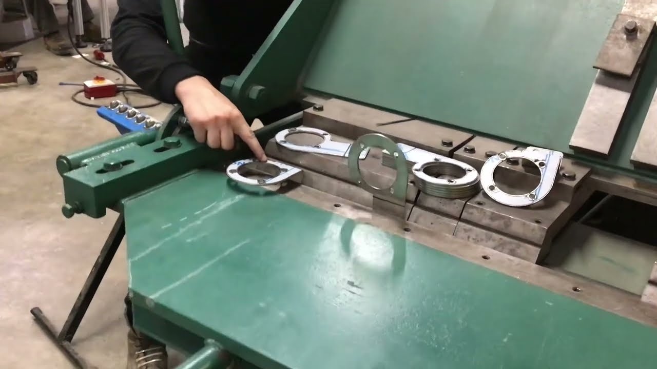 How to Get Consistent Bends with the Manual Bender