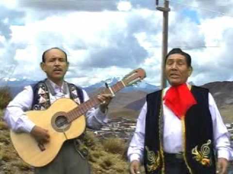 CERRO DE PASCO  -  ESTAMPAS ANDINAS DE MILPO (Dos besos)