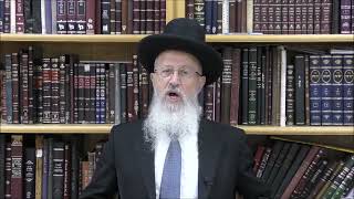 הגאון הרב אברהם יוסף שליט"א למה מתחילים לומר משיב הרוח ומוריד הגשם ולא אומרים ברך עלינו (הרב אברהם יוסף) - התמונה מוצגת ישירות מתוך אתר האינטרנט יוטיוב. זכויות היוצרים בתמונה שייכות ליוצרה. קישור קרדיט למקור התוכן נמצא בתוך דף הסרטון