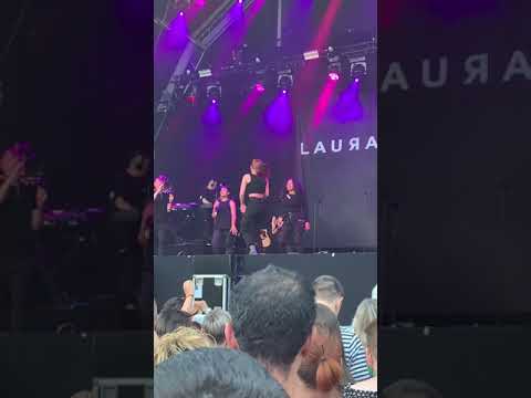 Laura Tesoro - NASA [Cover Ariana Grande] (Live in Genk, Belgium @Genk on stage 28-06-2019)