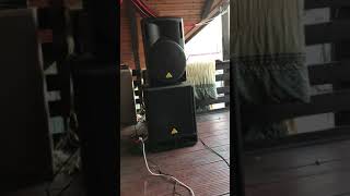 Video thumbnail for Test subwoofer Behringer VP1800S + top Behringer Eurolive B215D by RaYdeNn