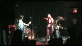 Baltimore Bikini Kill cover band Rah! Rah! Replica