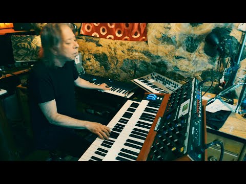 The Groove Project - Eye of the Storm (feat. Adam Holzman)