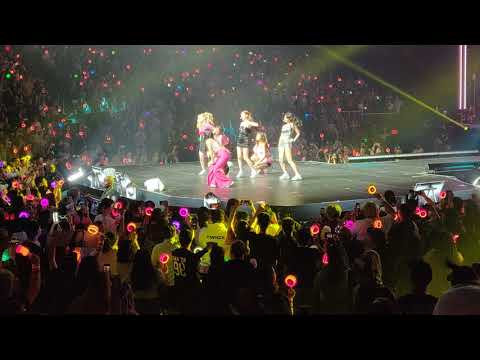 190723 TWICE in Chicago - What is Love clip