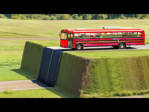 Cars vs Unfinished Road x Oversized Speedbump x Stairs |👑BeamNG Drive