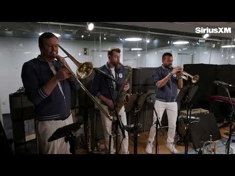 "Airplane Mode" // live @siriusxm studios