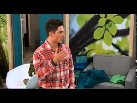 7/22 9:13pm - Frank Looks at Zach and Says They were Given Booze Because No One is Hooking Up