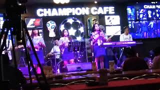 Download lagu Divamora Sister (LIVE/COVER) Unang Sai Jujuri CHAMPION CAFE MEDAN mp3