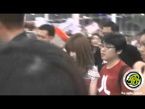 120802 Fancam Tiffany @Suvarnabhumi Airport