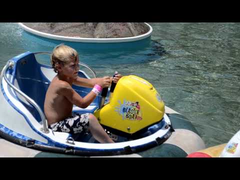 funopolis family fun center bumper boats --cool off the photographer