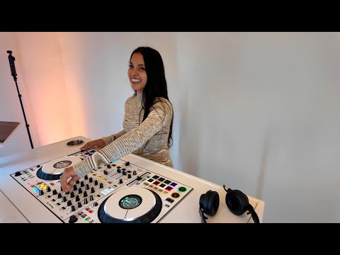 Afro House & Tribal House Cocktail Hour