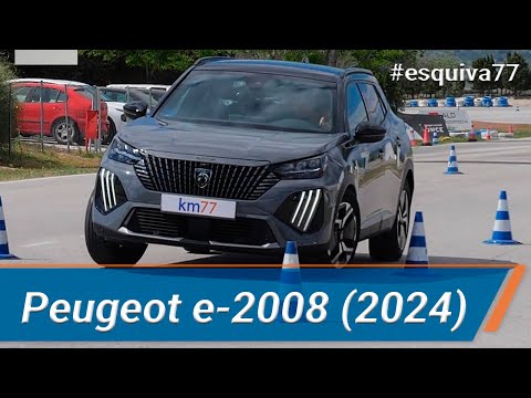 Peugeot e-2008 2024 – Maniobra de esquiva (moose test) y eslalon | km77.com