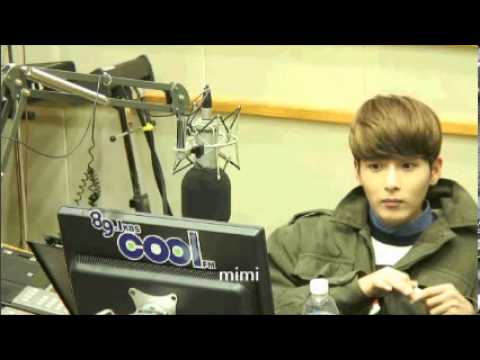 131127 Sukira Cut - Ryeowook applying lipbalm