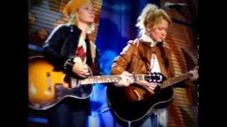 Allison Moorer Interviews Shelby Lynne