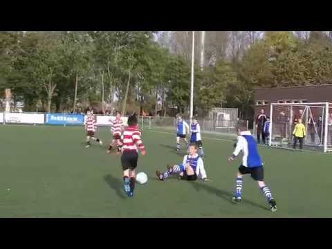 ADO20 E10  uit tegen Sporting Krommenie E5  18-10-2014