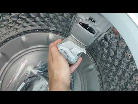 Clean a top loading washing machine