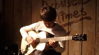 Video thumbnail for 시연 Lakewood 어쿠스틱기타 M 52 Premium by BUZZBEE TV