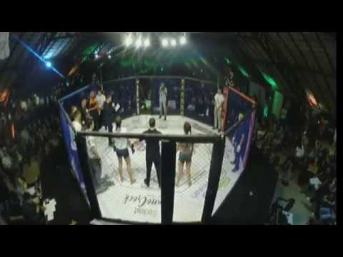 Victorious 2 - Shamara Tiburcio vs Ariadne Paz