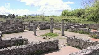 preview picture of video 'How Poseidonia Became Paestum - The Graeco-Roman City of Paestum (4/4)'