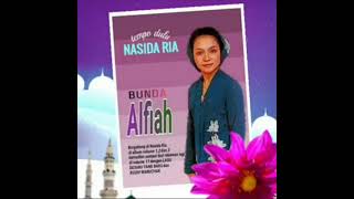 Download lagu Kunang Kunang Hj Alfiah mp3 Download lagu Kunang Kunang Hj Alfiah mp3