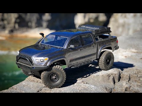 Element RC Knightrunner maiden run with Scale Town - RC CWR