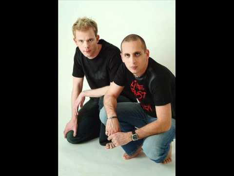 Náksi vs. Brunner Feat. Guru - Hello (Csak 5 napig tart a nyár) '12 (FlashBack Rmx)