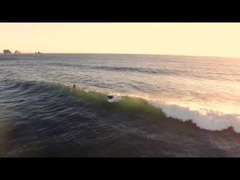 Aerial footage ng goos surf sa La Push