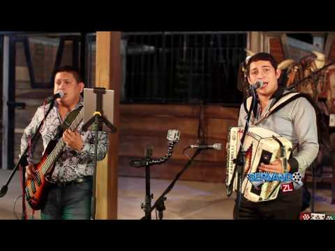 Grupo Imperial - Soy Catracho (En Vivo 2016)