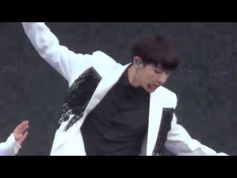 140701 Hongkong Dome Festival (Chanyeol Focus) Comment & Thunder