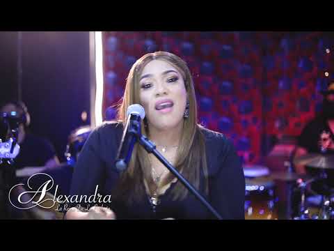 Polos Opuestos - Alexandra La Reina (Concierto Virtual)