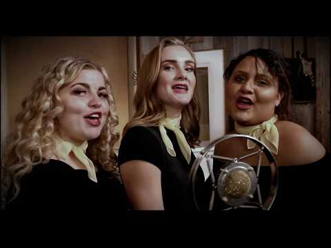 Shoo Shoo Baby - The Wild Blueberries (Official Video)
