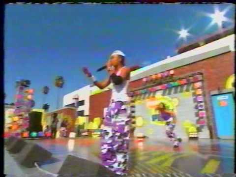 Lil Romeo chillin out