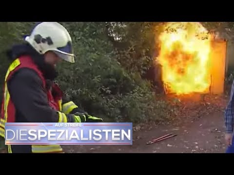 Rettung in letzter Minute: Mädchen im brennenden Container eingesperrt | Die Spezialisten | SAT.1 TV