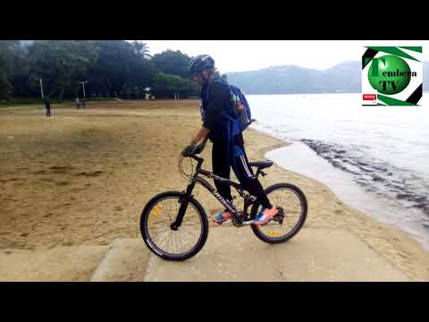 Aratwemeje ku mucanga i Rubavu I Anyonga igare ku mazi I Wa mwana Perezida Paul Kagame yahaye igare